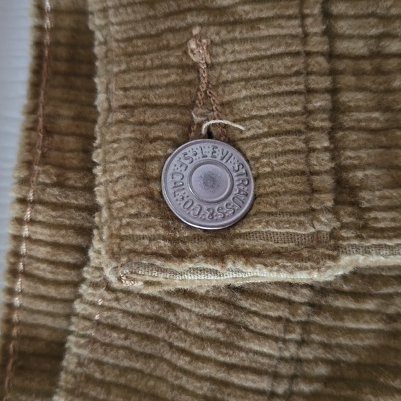 LEVIS BRAND WOMEN'S BROWN CORDUROY 314 SHAPING STRAIGHT PANTS SIZE 28x30 - Picture 3 of 16